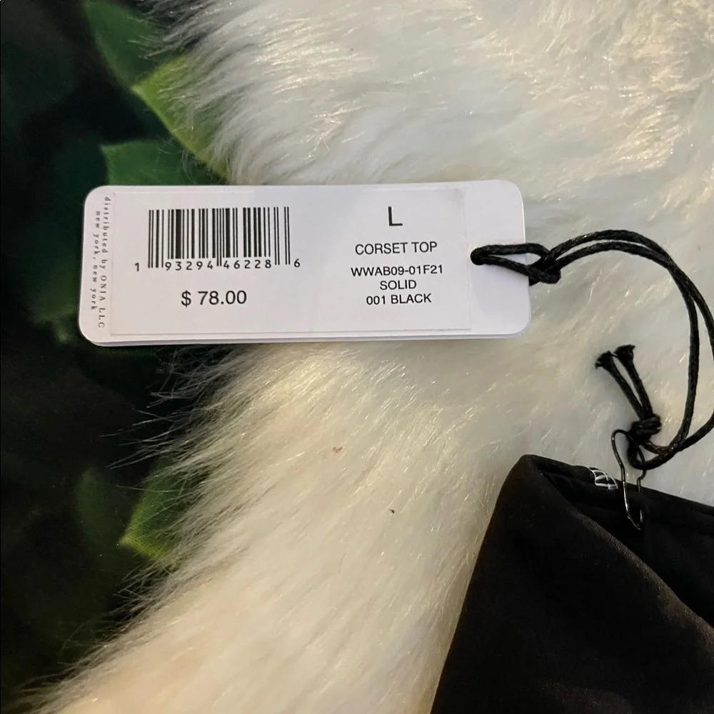 WEWOREWHAT Seamed Corset Crop Top​ - Picture 12 of 14